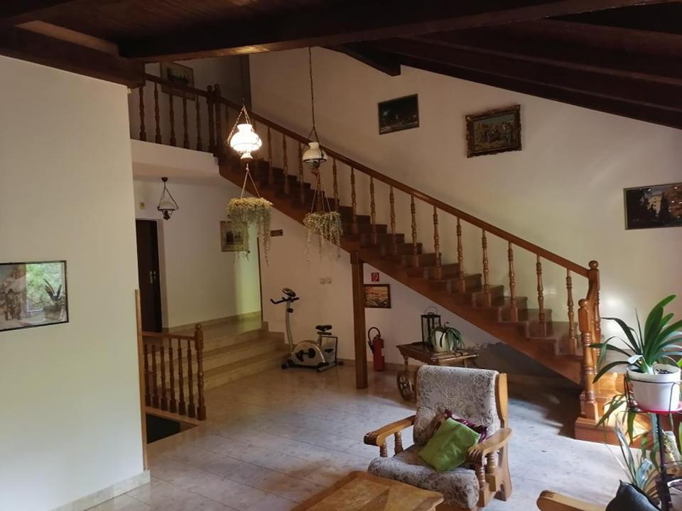 Bed and Breakfast Sulentic Sobe I Restoran à Virovitica Extérieur photo